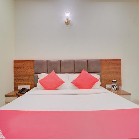 Hotel O Royal Orbit ムンバイ エクステリア 写真